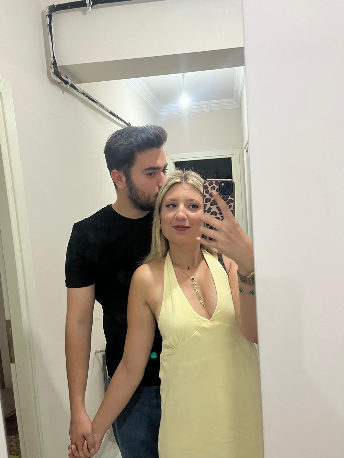 Ayna selfiesi